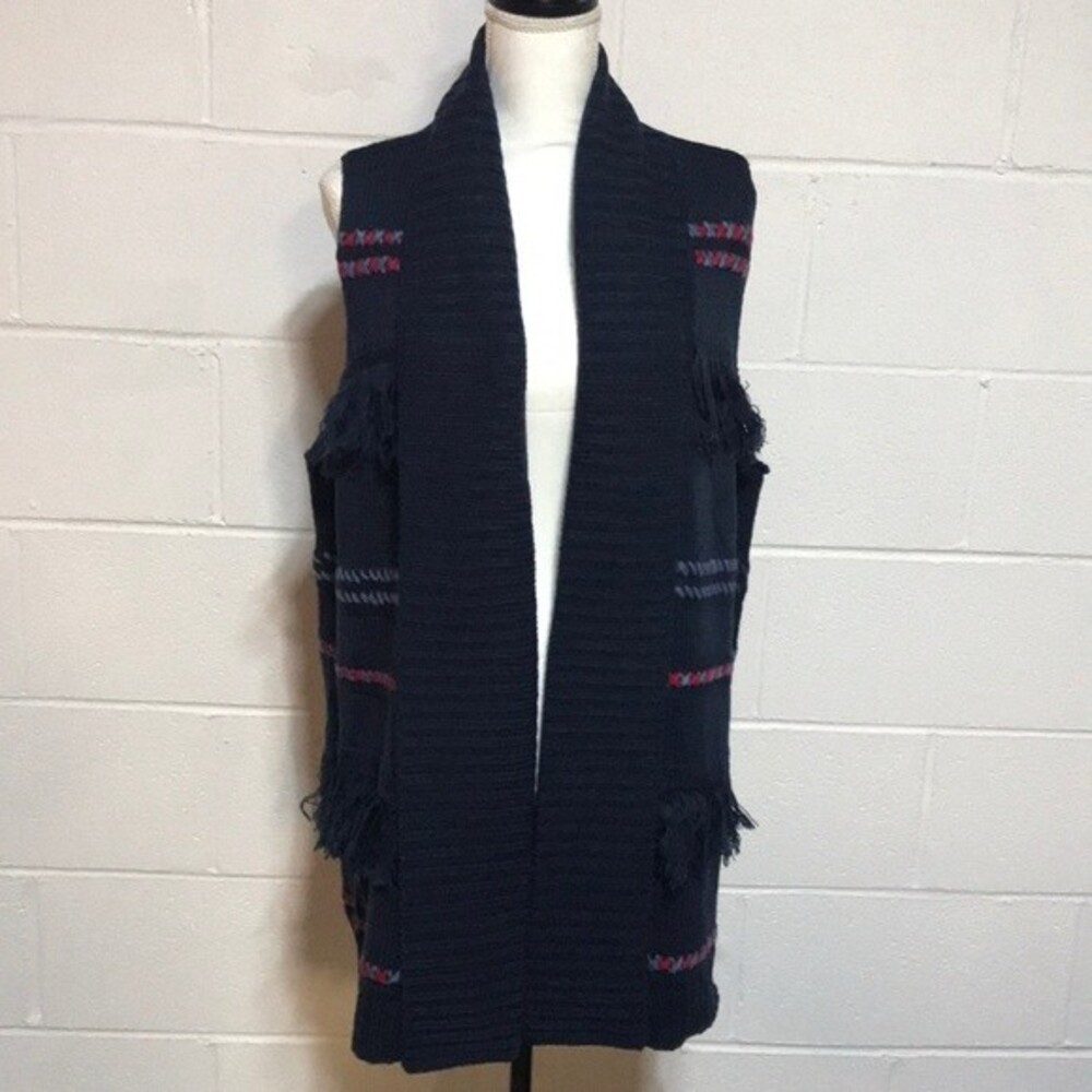 OSO Casuals Sweater Vest with Fringe Detail - NWOT